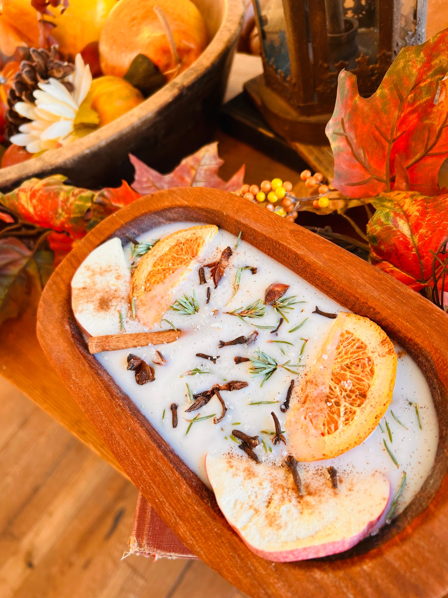 Large Mahogany Teakwood Candle