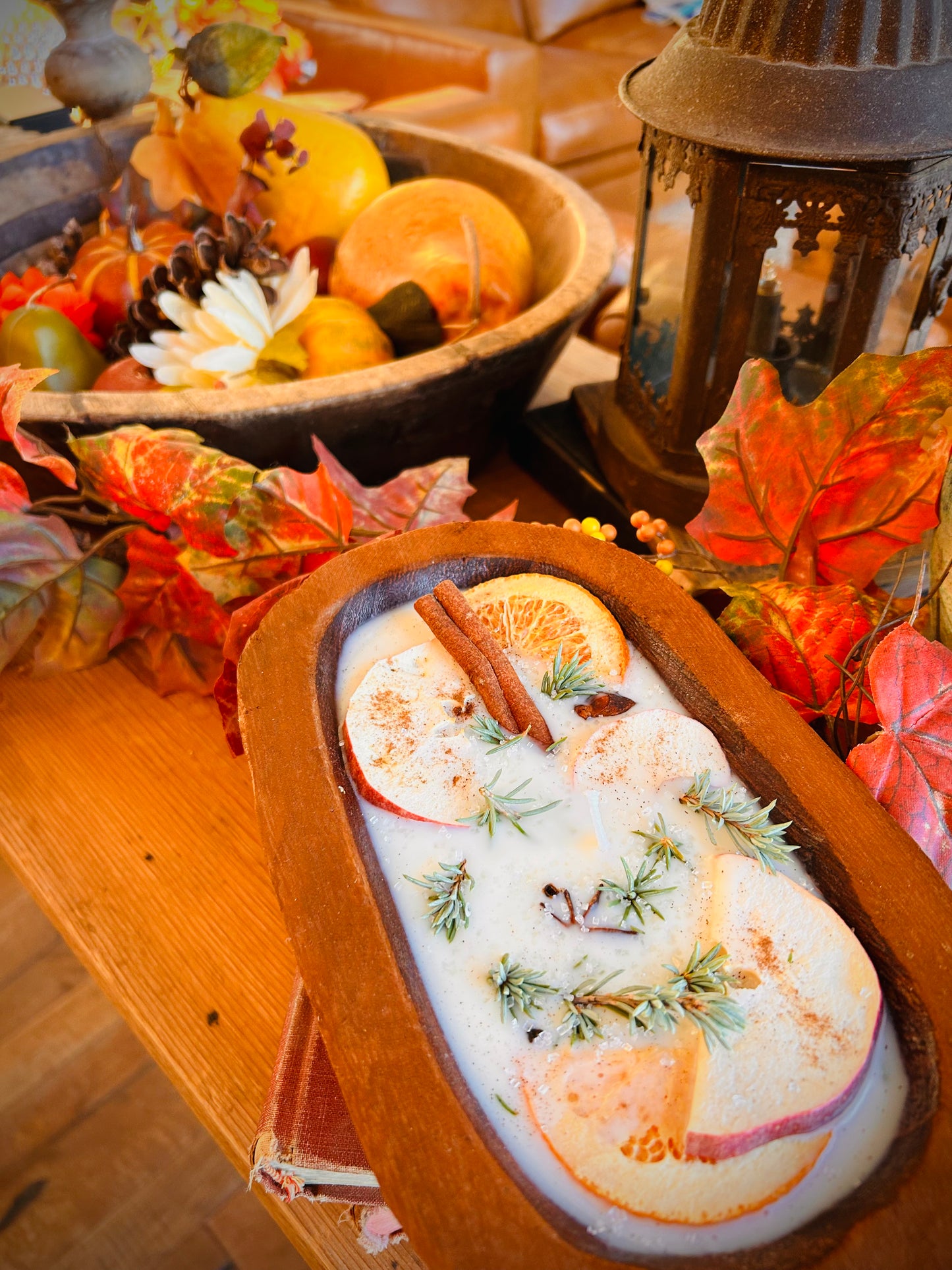 Large Mahogany Teakwood Candle